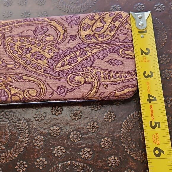 Paisley Patterned Flat Wallet - Picture 5 of 5